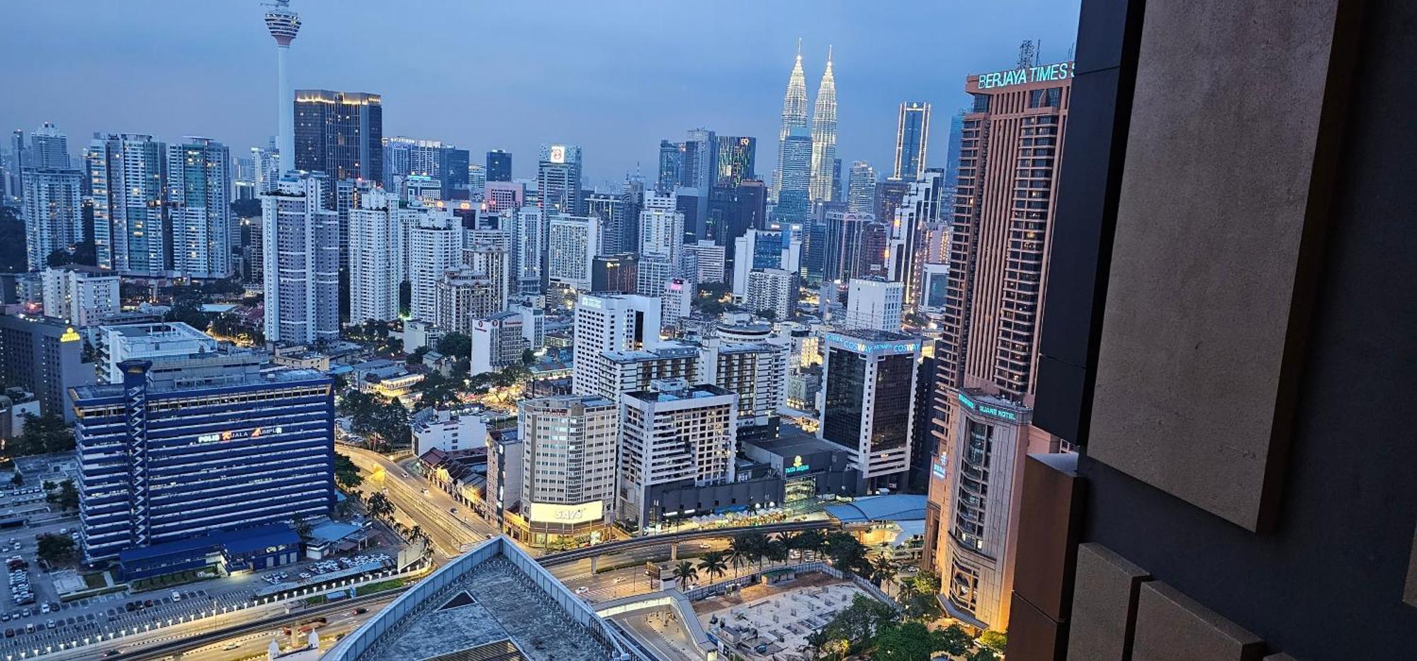 Lucentia Suites At Kuala Lumpur Luaran gambar