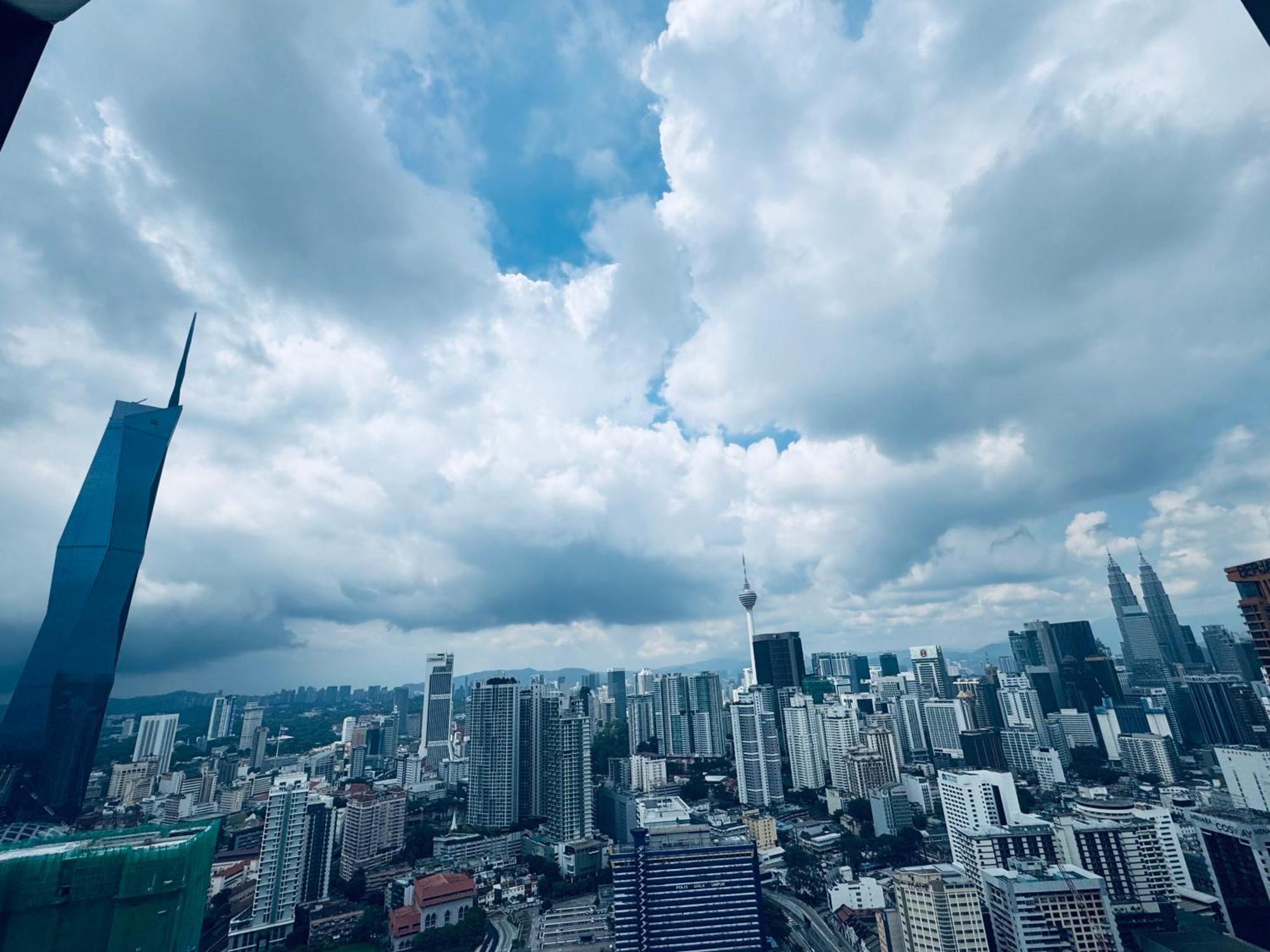 Lucentia Suites At Kuala Lumpur Luaran gambar