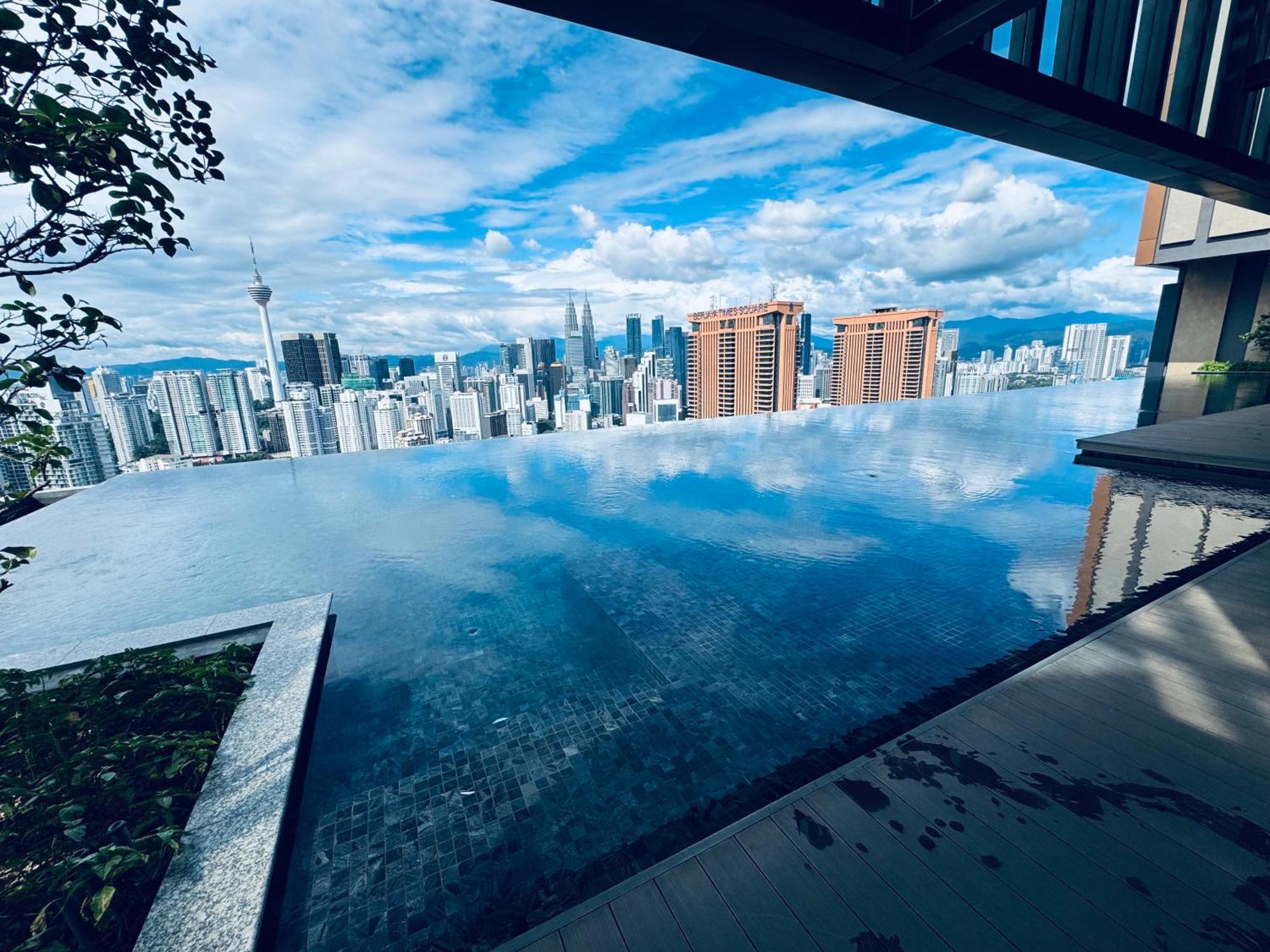 Lucentia Suites At Kuala Lumpur Luaran gambar