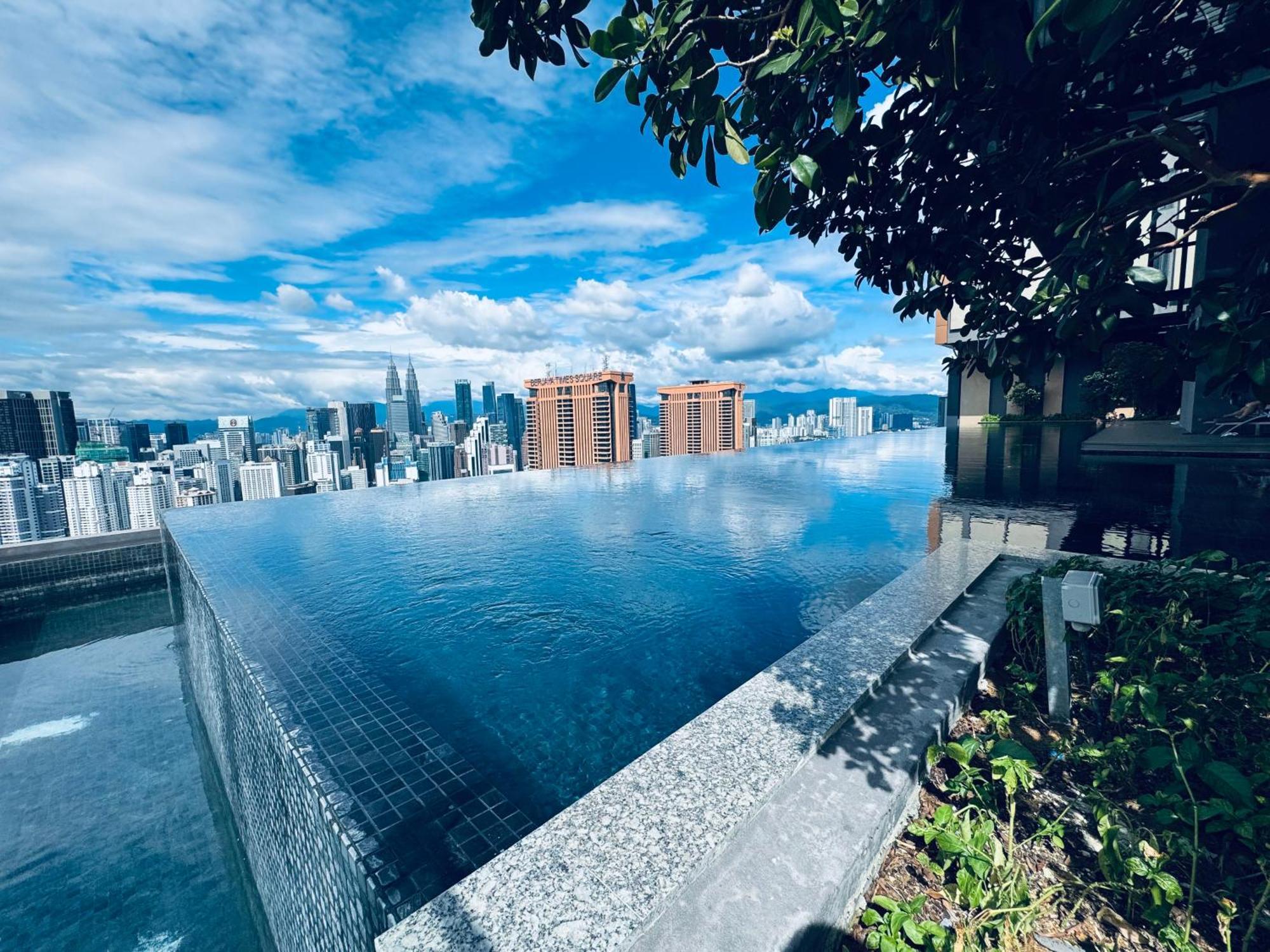 Lucentia Suites At Kuala Lumpur Luaran gambar